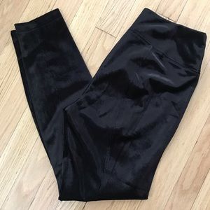 WHBM Runway Leggings Black Velvet Ribbed NWT 14 XL